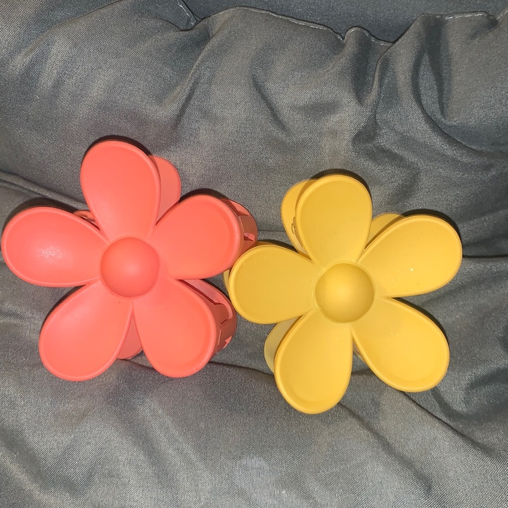EmiJay Big Daisy Clips (clementine & sunshine) NEW